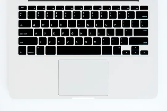 Замена клавиатуры на MacBook в Нижнем Новгороде